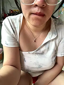 Liqinqin online show from October 15, 2025, 7:52 am