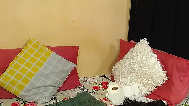 AmazingDarkDoll online show from October 22, 2025, 12:11 am