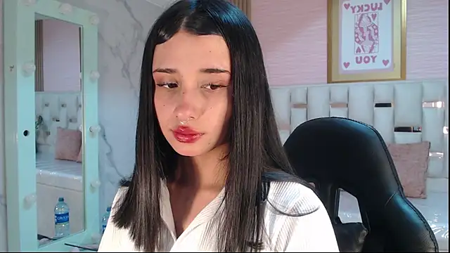 allyssa bellini s online show from October 6, 2025, 8:28 pm