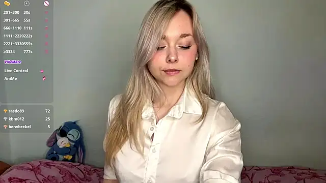 AccaCroyle online show from April 26, 2026, 4:59 pm