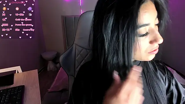 Emma and Issac online show from February 23, 2026, 9:34 pm