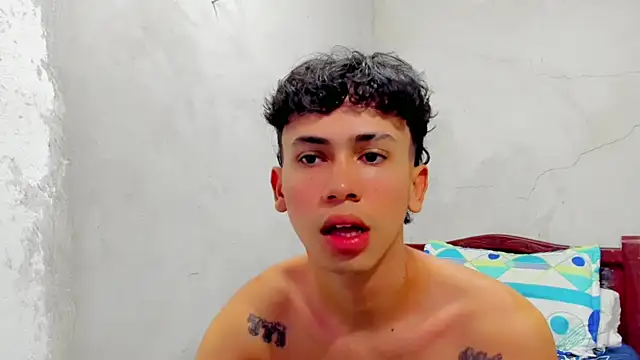 Snapshot of Damien_444 chatting on September 17, 2025, 9:55 am Damien 444 online show from September 17, 2025, 9:55 am