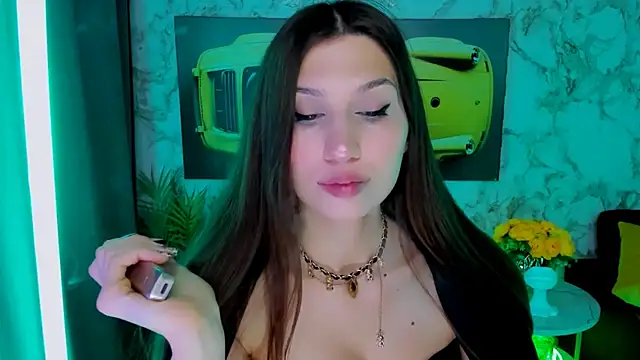 Mollyinyourmind online show from April 23, 2026, 11:40 pm