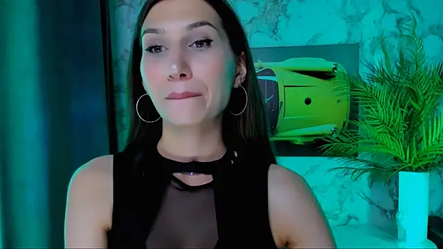 Mollyinyourmind online show from July 15, 2026, 9:42 pm