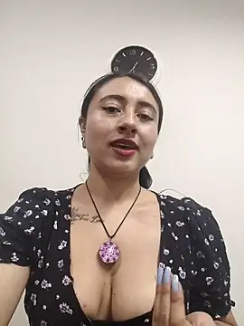 Snapshot of AMATISTA__16 chatting on September 27, 2025, 12:32 pm AMATISTA 16 online show from September 27, 2025, 12:32 pm