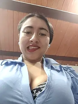 Snapshot of AMATISTA__16 chatting on September 30, 2025, 12:32 pm AMATISTA 16 online show from September 30, 2025, 12:32 pm
