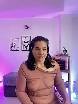 leiablack online show from December 14, 2025, 11:04 am