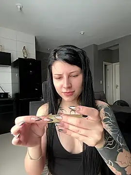 Privad ravenna online show from January 12, 2026, 6:02 pm