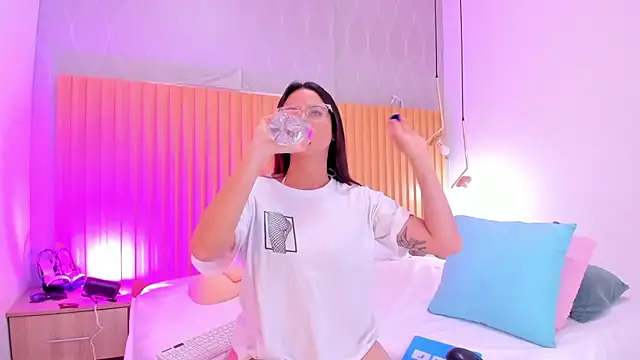 danaalamiri online show from September 22, 2025, 10:34 pm