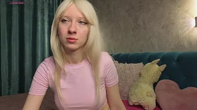 BubugAgaska online show from October 15, 2025, 7:14 pm