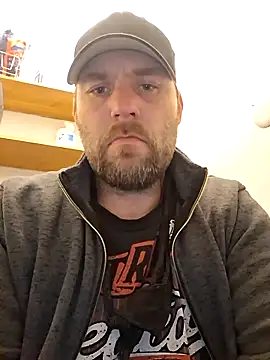 Bamse28 online show from April 11, 2026, 2:43 pm