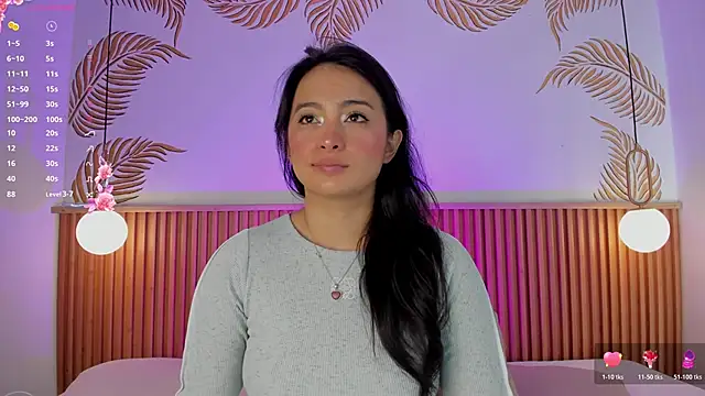 Snapshot of Valleriie_ chatting on June 16, 2026, 4:42 pm Valleriie online show from June 16, 2026, 4:42 pm