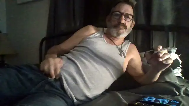 FoxnMouse online show from September 29, 2025, 5:23 am