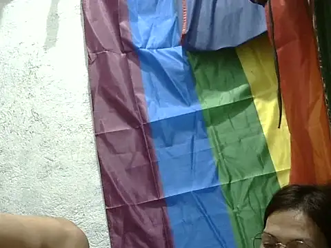 juicycum069 online show from November 7, 2025, 11:43 am