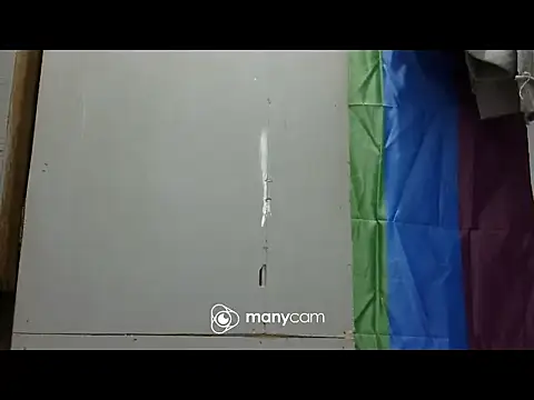 juicycum069 online show from December 22, 2025, 10:51 pm