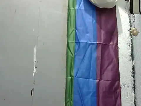 juicycum069 online show from March 11, 2026, 3:23 am