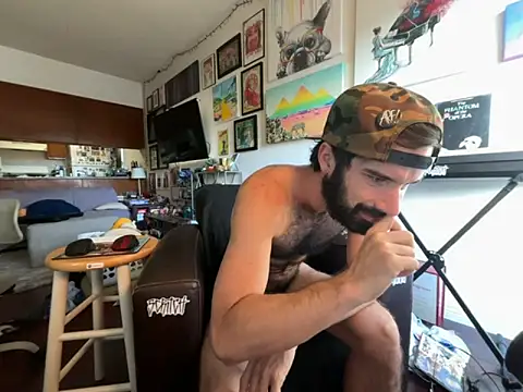 Pupscritch online show from September 22, 2025, 3:47 pm