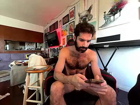 Snapshot of Pupscritch chatting on January 8, 2026, 5:26 pm Pupscritch online show from January 8, 2026, 5:26 pm