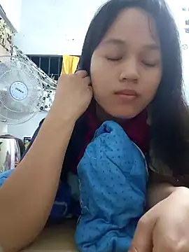 Snapshot of Anny-ly chatting on October 14, 2025, 3:02 pm Anny-ly online show from October 14, 2025, 3:02 pm