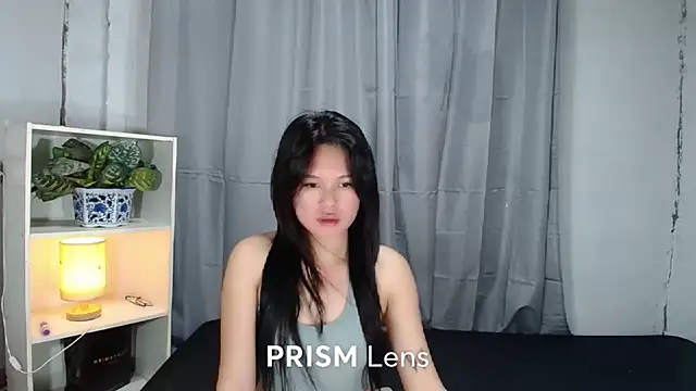 Urasian ladybug online show from October 4, 2025, 7:50 am