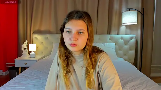 Snapshot of Elle_Ellise chatting on September 21, 2025, 7:54 am Elle Ellise online show from September 21, 2025, 7:54 am