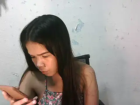 flawless yue online show from April 18, 2026, 7:58 pm