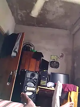 Snapshot of Pogga666 chatting on October 8, 2025, 6:11 am Pogga666 online show from October 8, 2025, 6:11 am