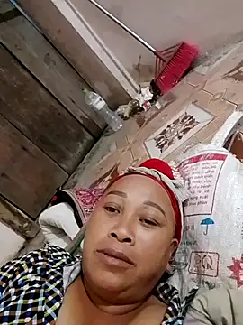 Mamapm20 online show from October 11, 2025, 10:30 pm