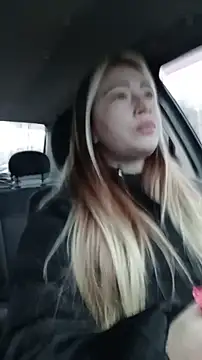 Reina Cummings online show from December 1, 2025, 5:45 am