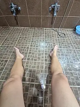 starvingo2002 online show from October 31, 2025, 6:47 am