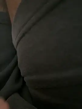 Snapshot of bigDick_000610 chatting on May 21, 2026, 7:21 pm bigDick 000610 online show from May 21, 2026, 7:21 pm