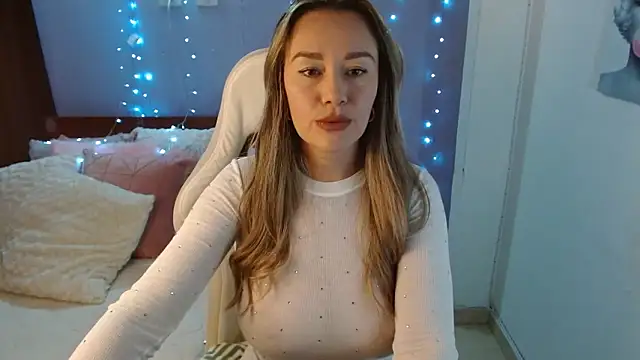 Natysweet23 online show from September 25, 2025, 1:09 am