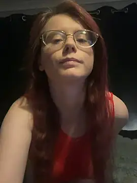 Snapshot of raen001 chatting on May 11, 2026, 9:12 pm raen001 online show from May 11, 2026, 9:12 pm