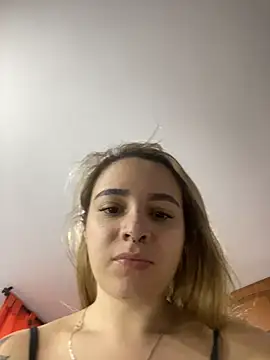 Snapshot of karla-thomsom10 chatting on February 19, 2026, 10:17 pm karla-thomsom10 online show from February 19, 2026, 10:17 pm