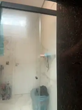 isashawty online show from February 27, 2026, 1:22 pm