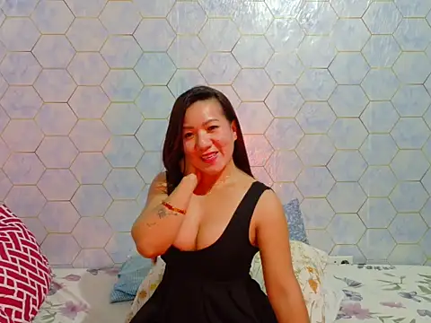 cherrymoves online show from February 14, 2026, 1:13 am