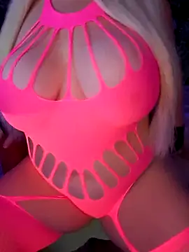 ThiccDreamDoll online show from March 31, 2026, 3:41 am