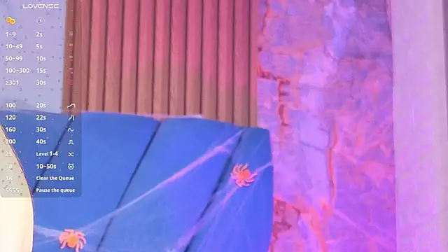 angel  red  online show from October 13, 2025, 4:12 am