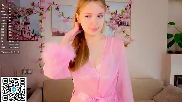 Snapshot of CindyGreen chatting on October 1, 2025, 7:14 am CindyGreen online show from October 1, 2025, 7:14 am