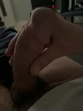 Snapshot of Benelda7 chatting on February 28, 2026, 12:11 am Benelda7 online show from February 28, 2026, 12:11 am