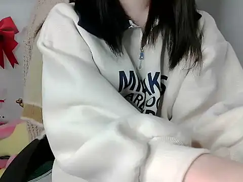 Snapshot of leisure_crime23 chatting on January 6, 2026, 5:27 pm leisure crime23 online show from January 6, 2026, 5:27 pm