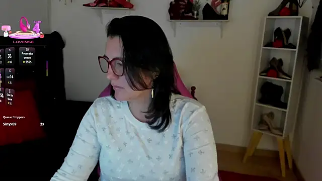 Snapshot of D_Martii chatting on September 20, 2025, 11:28 pm D Martii online show from September 20, 2025, 11:28 pm