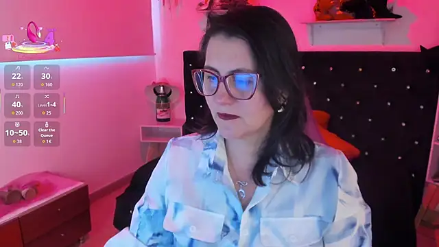 Snapshot of D_Martii chatting on September 30, 2025, 12:21 pm D Martii online show from September 30, 2025, 12:21 pm