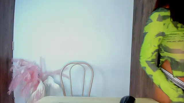 khate smith online show from October 24, 2025, 3:52 pm