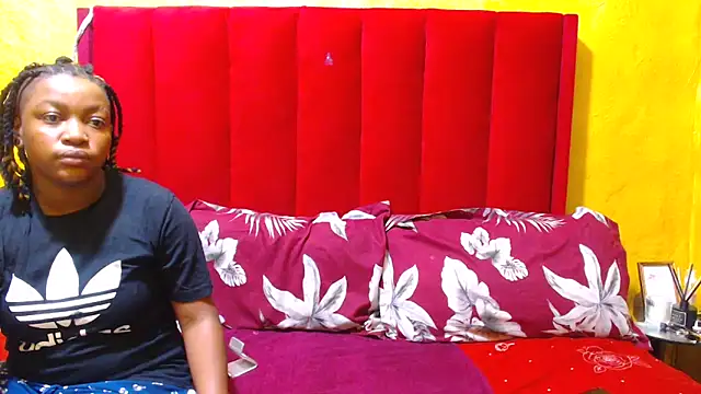 SultryCocoBabe online show from October 21, 2025, 5:35 pm