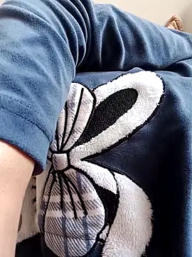 Simita12 online show from March 1, 2026, 1:57 pm