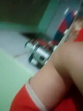 Simita12 online show from April 23, 2026, 10:12 pm