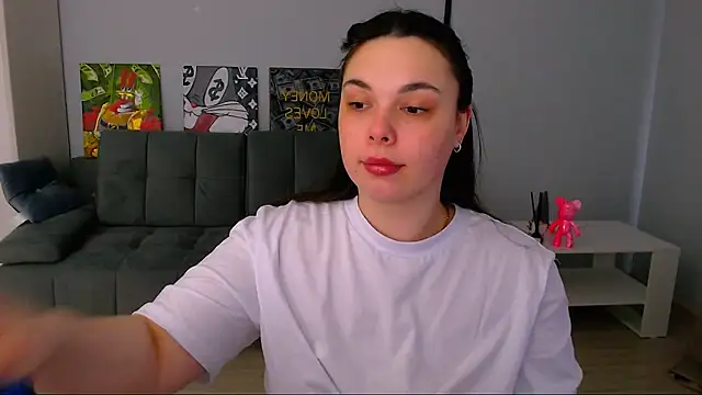 queenofthesense  online show from March 3, 2026, 6:30 am