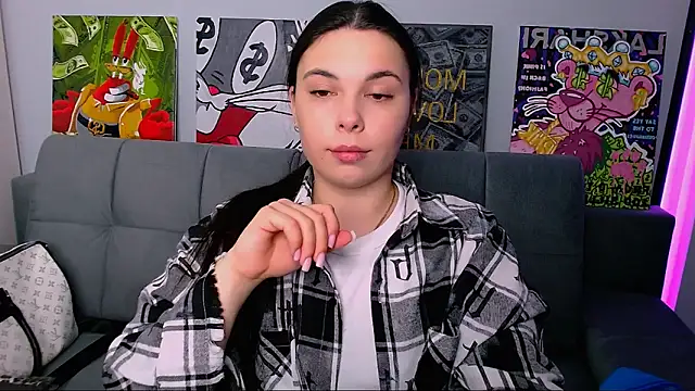 queenofthesense  online show from March 5, 2026, 2:13 pm