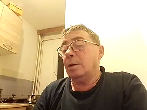 Snapshot of ColaredCuck55 chatting on January 14, 2026, 3:34 am ColaredCuck55 online show from January 14, 2026, 3:34 am